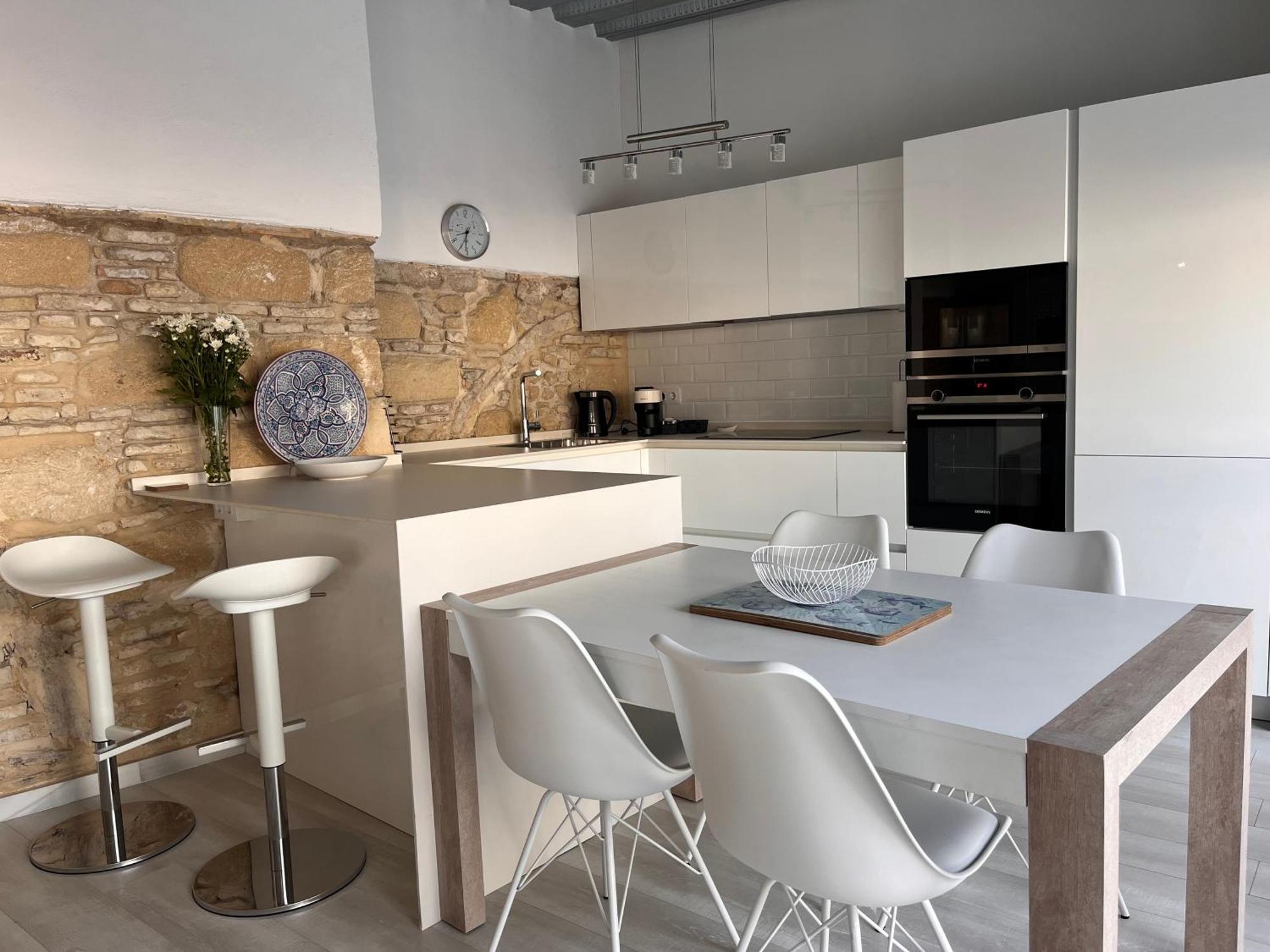Casa Nuna Modern Loft With Private Garden Terrace Jerez de la Frontera Bagian luar foto